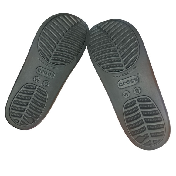 CROCS women’s Black Slide Sandals with Medical Charms - Picture 4 of 4